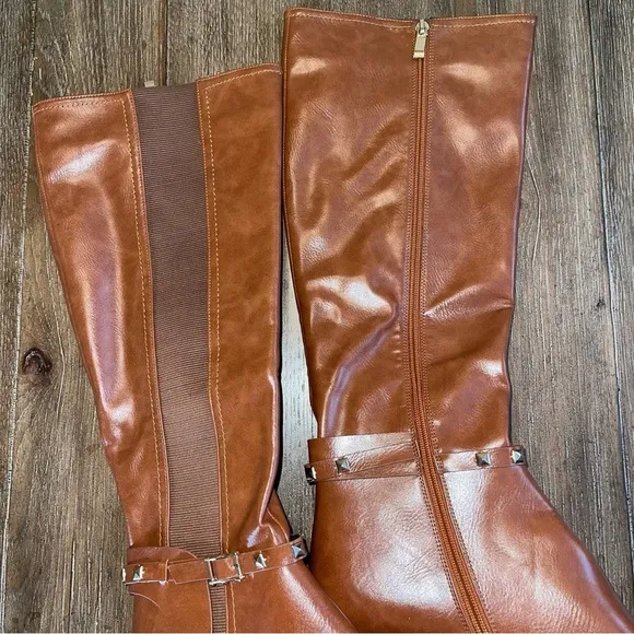 NEW! Torgeis New York Women’s Destiny Faux Leather Camel Brown Boot US 11